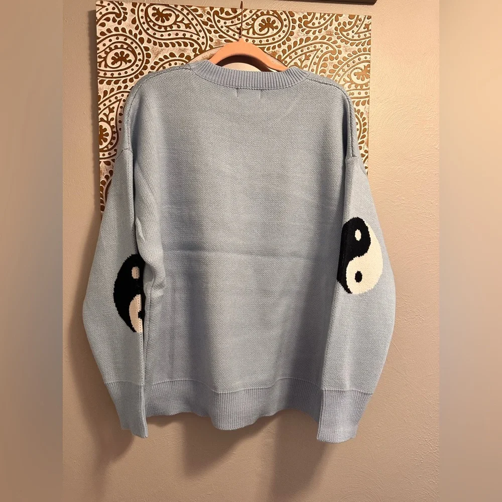 Lala Karma Queen Oversized Knit in Sky Blue - Picture 3 of 4
